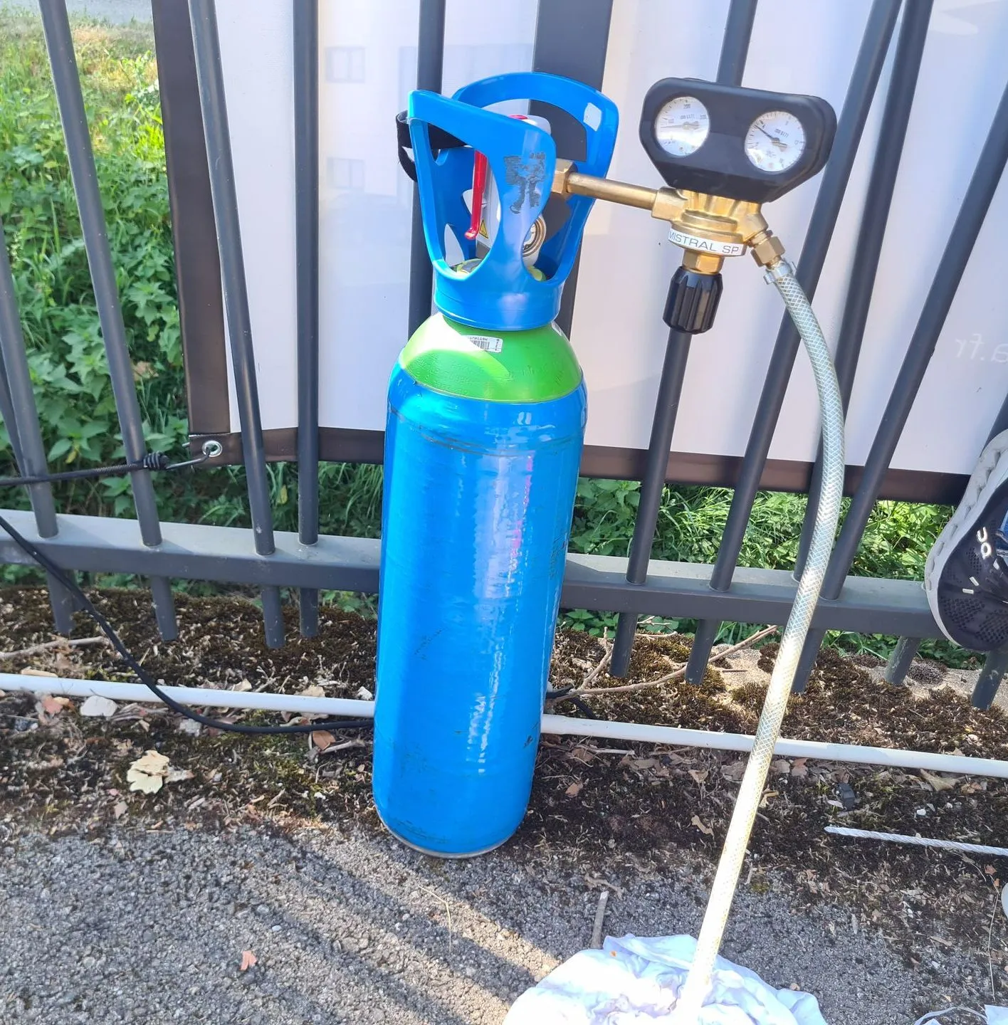 Injection gaz traceur N2/H2 pour localisation de fuite enterrée — EMA Fuites